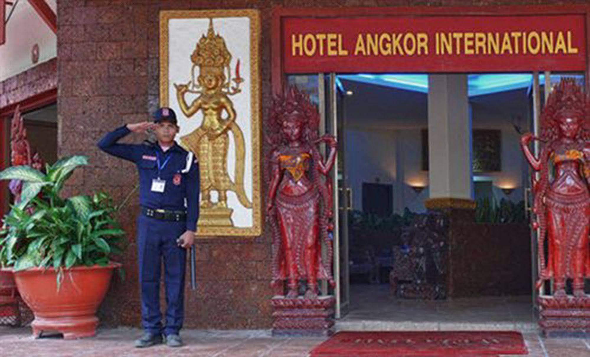 Angkor International Hotel Phnom Penh Exterior foto